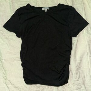 Black casual tee